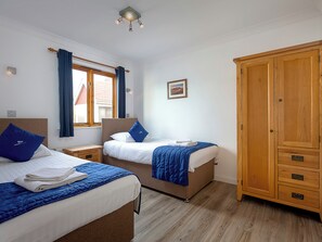 4 Schlafzimmer, kostenloses WLAN, Bettwäsche