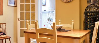 2 bedroom accommodation in Cerne Abbas, near Dorchester