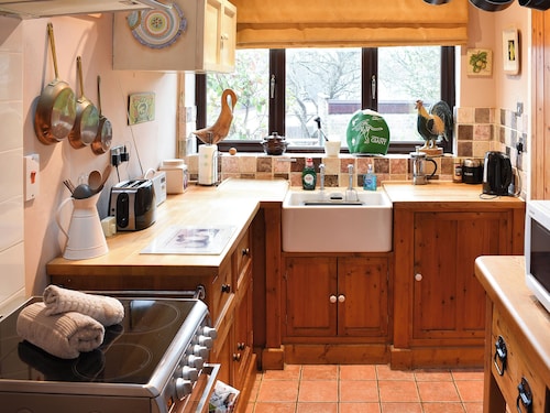 2 bedroom accommodation in Cerne Abbas, near Dorchester