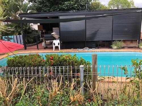Close to amenities, NBN, Swimming pool, Netflix, 