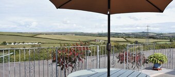 2 bedroom accommodation in Chickerell, near Weymouth