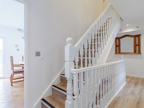 Interior - 4 bedroom accommodation in Wroxham (Wroxham)