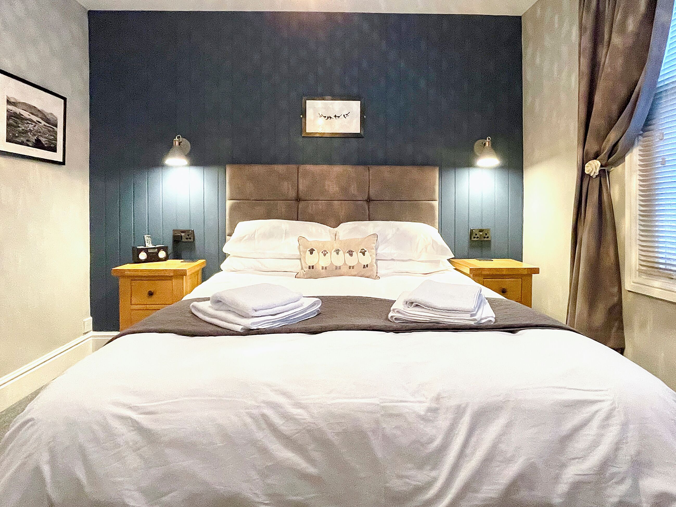 3 bedrooms, free WiFi, bed sheets