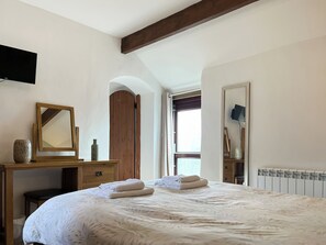 2 soverom, wi-fi (inkludert) og sengetøy