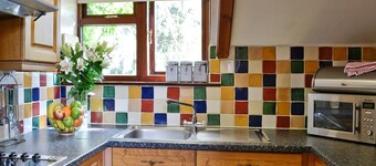 2 bedroom accommodation in Polson, nr. Launceston