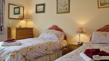2 bedrooms, free WiFi, bed sheets