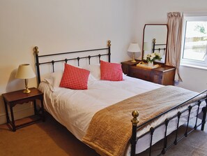 3 soverom, wi-fi (inkludert) og sengetøy