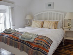 2 bedrooms, free WiFi, bed sheets - 2 bedroom accommodation in Swanage (Swanage)