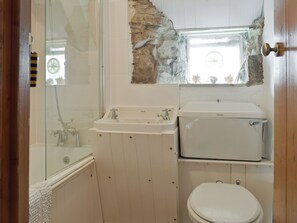 Towels - 2 bedroom accommodation in Swanage (Swanage)