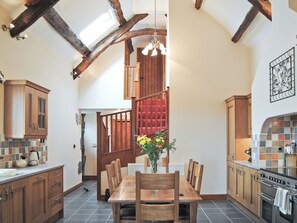 Geschirrspüler, Hochstuhl, Gefrierschrank