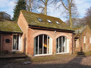 Exterior detail - A delightful courtyard setting in the beautiful Eden Valley. (near Lazonby)