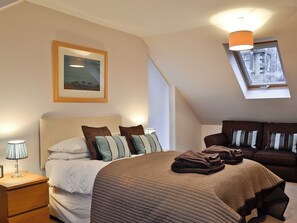 3 habitaciones, wifi gratis y ropa de cama 