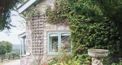 The Pigsty Cottage E2783
