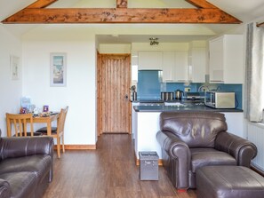 Interior - A peaceful haven with a summerhouse and just minutes from Mevagissey and Fowey. (St Austell)