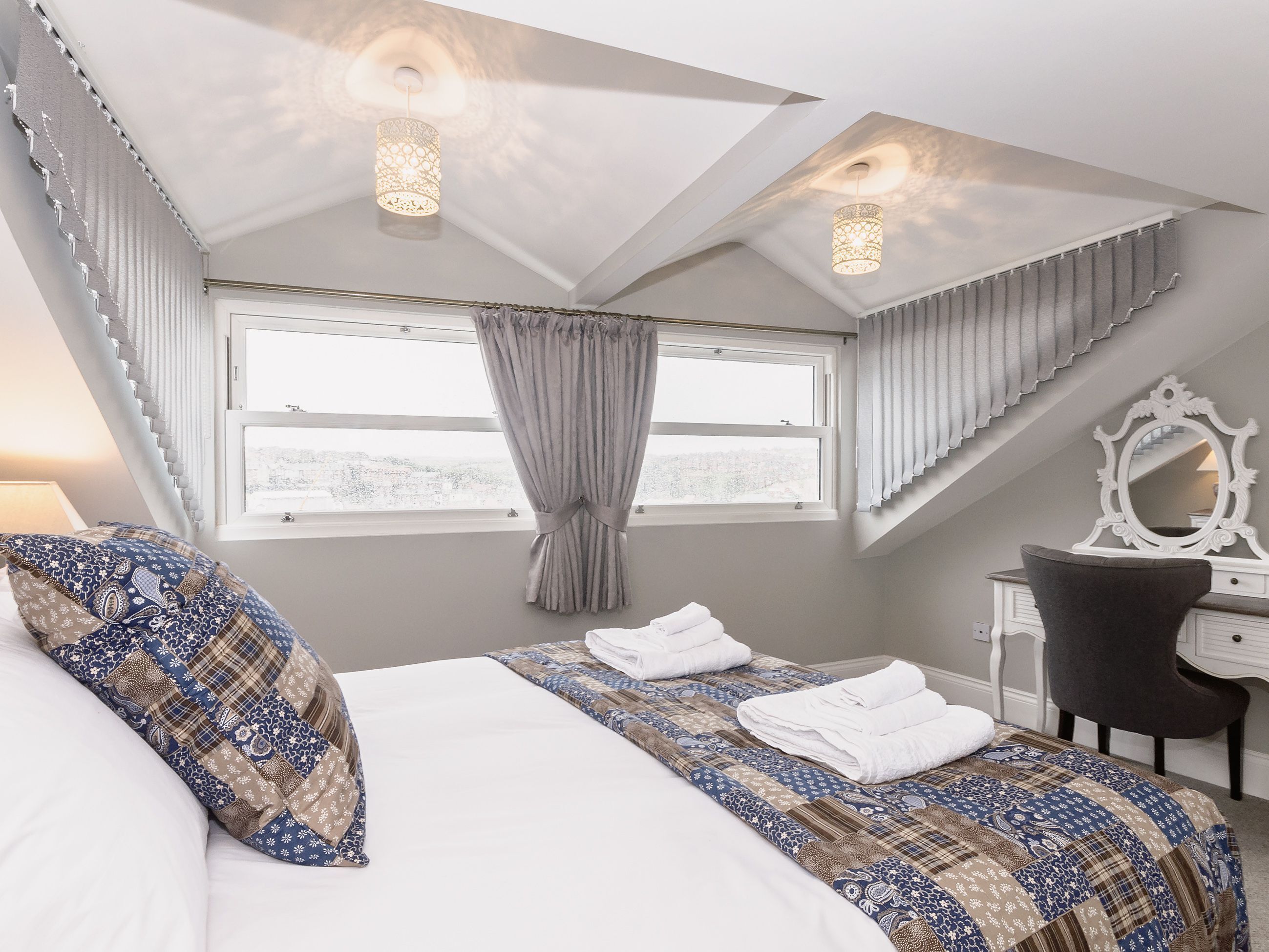 6 bedrooms, free WiFi, bed sheets