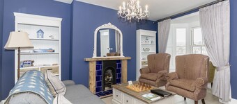 6 bedroom accommodation in Whitby