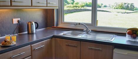 Lavastoviglie, freezer