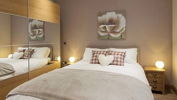 2 soverom, sengetøy i egyptisk bomull, wi-fi (inkludert) og sengetøy