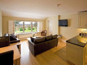 Living area - 3 bedroom accommodation in Thornthwaite (Thornthwaite)