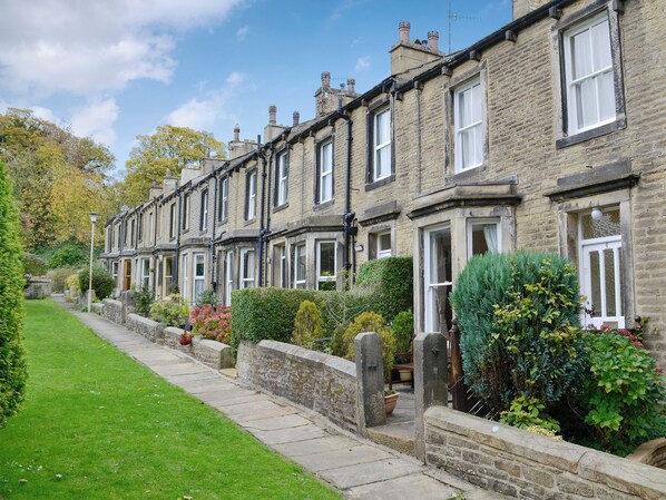 Exterior - 2 bedroom accommodation in Skipton (Skipton)
