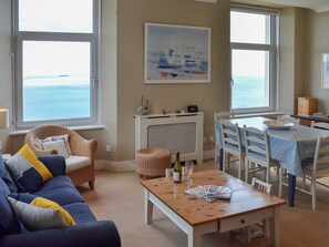 Living area - 3 bedroom accommodation in Coverack, near Helston (Coverack, near Helston)