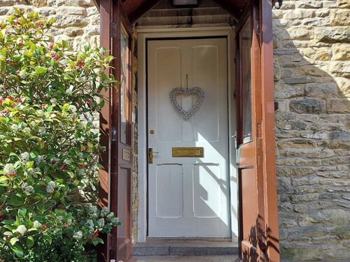 2 bedroom accommodation in Thornton-le-Dale