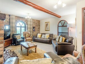 Living area - 6 bedroom accommodation in Arkleby, near Cockermouth (Arkleby, near Cockermouth)