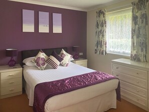 2 bedrooms, free WiFi, bed sheets - 2 bedroom accommodation in Liskeard (Liskeard)