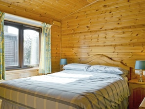 3 quartos, Wi-Fi de cortesia, roupa de cama