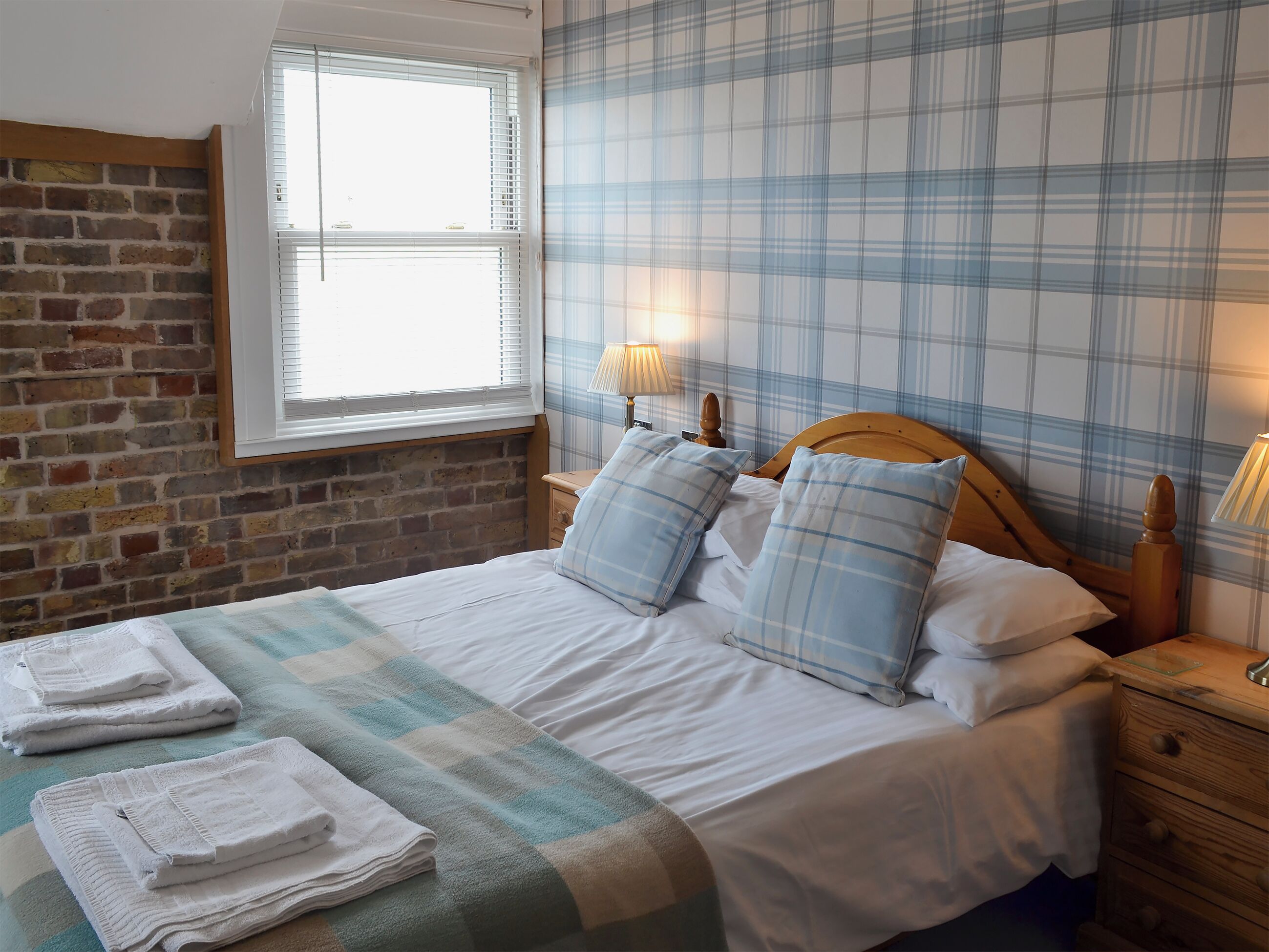 5 間睡房、免費 Wi-Fi、床單