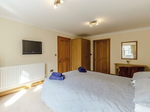 1 bedroom, free WiFi, bed sheets - 1 bedroom accommodation in Beadnell (Beadnell)