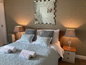 1 quarto, Wi-Fi de cortesia, roupa de cama