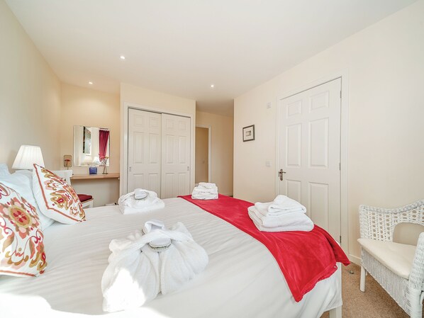 2 bedrooms, free WiFi, bed sheets