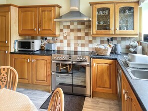 Kjøkkenutstyr og fryser