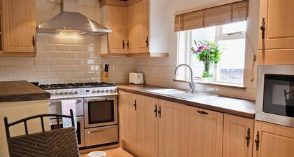 The Old Barn - 28971