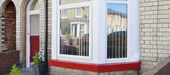 5 bedroom accommodation in Scarborough