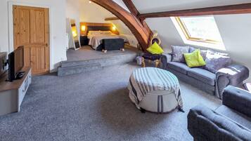 5 多间卧室、免费 WiFi、床单