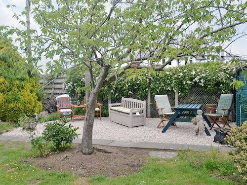 3 bedroom accommodation in Maidens