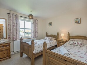 4 Schlafzimmer, kostenloses WLAN, Bettwäsche