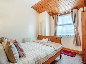3 habitaciones, wifi gratis, ropa de cama y acceso para silla de ruedas 
