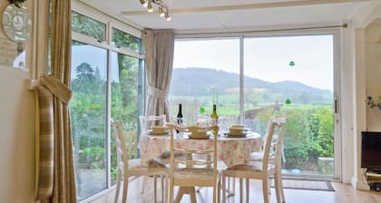 3 bedroom accommodation in Easthope, near Much Wenlock