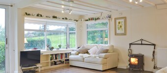 3 bedroom accommodation in Easthope, near Much Wenlock