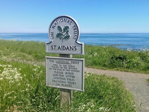 Unclassified image, 5 of 22, button