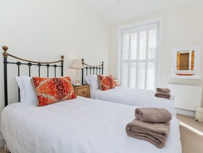 2 habitaciones, wifi gratis y ropa de cama