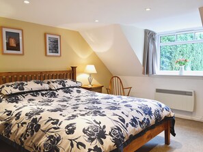 3 bedrooms, free WiFi, bed sheets - Longcroft Cottage - 28233 (Oyne, near Insch)