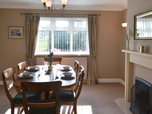 Dining - 3 bedroom accommodation in Frosterley (Frosterley)