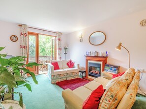 Living area - 2 bedroom accommodation in Woodbridge (Woodbridge)