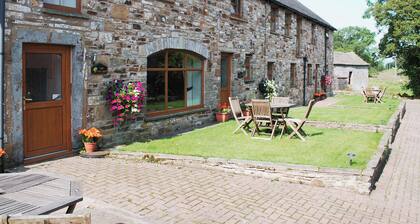 2 bedroom accommodation in Alston