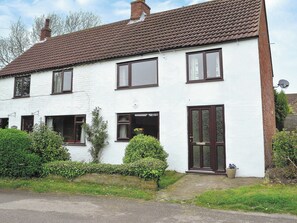 Exterior - 2 bedroom accommodation in Hemingby, near Horncastle (Hemingby, near Horncastle)