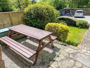 Outdoor dining - 2 bedroom accommodation in Fowey (Fowey)